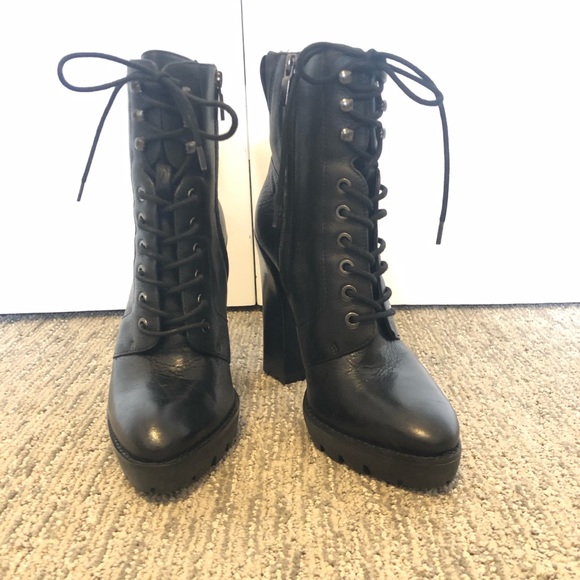 Boots - Picture 7 of 8